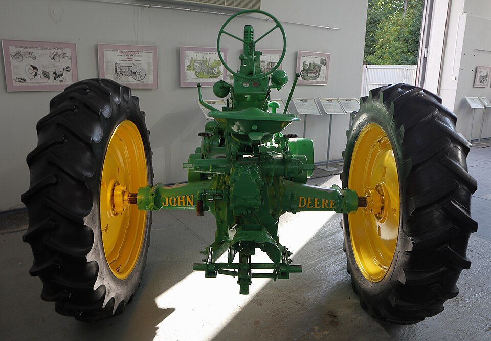 Vintage John Deere tractor by Aleksandr Sigachev, 2025